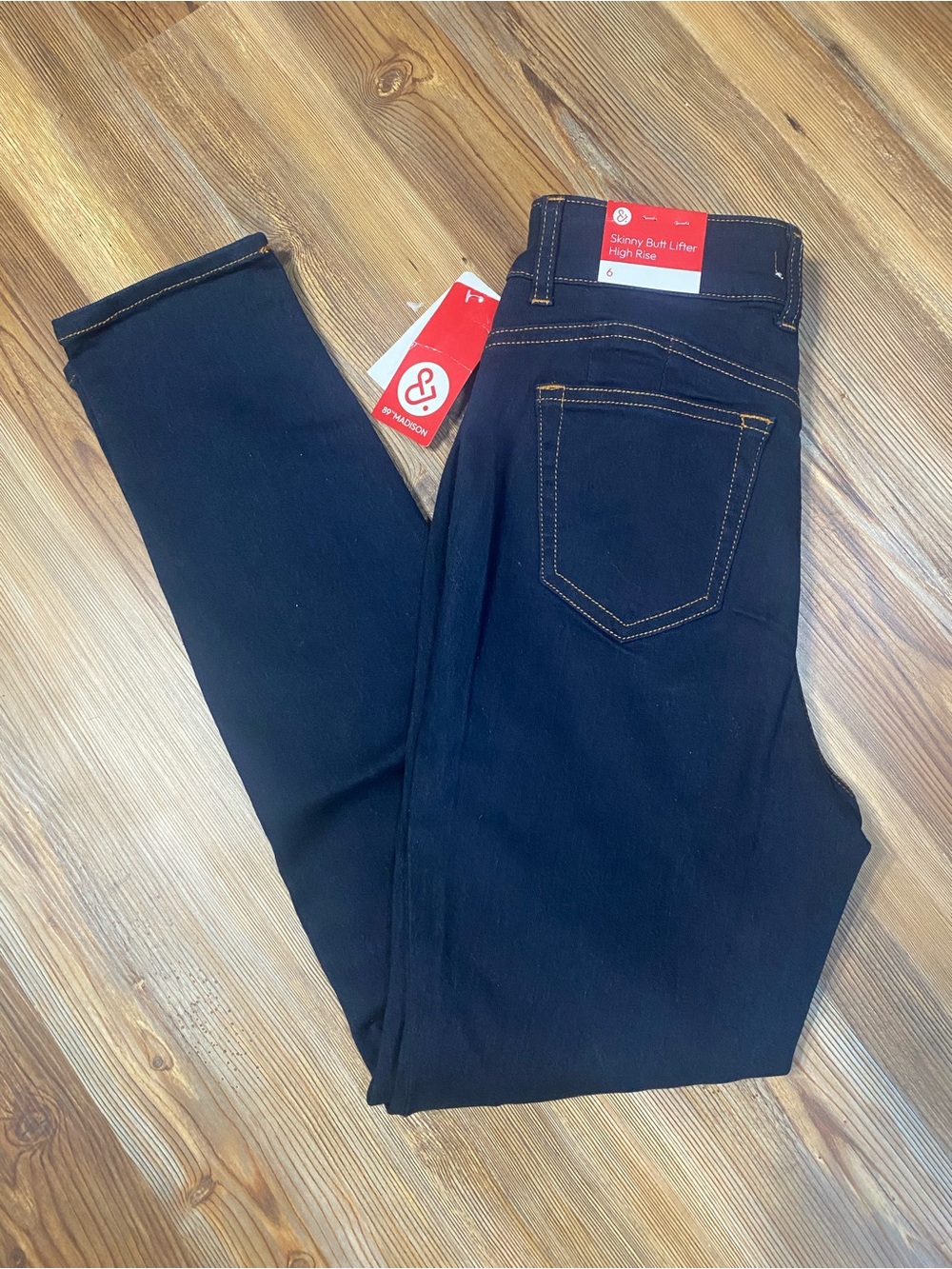4/$16 89th & Madison Skinny Jeans